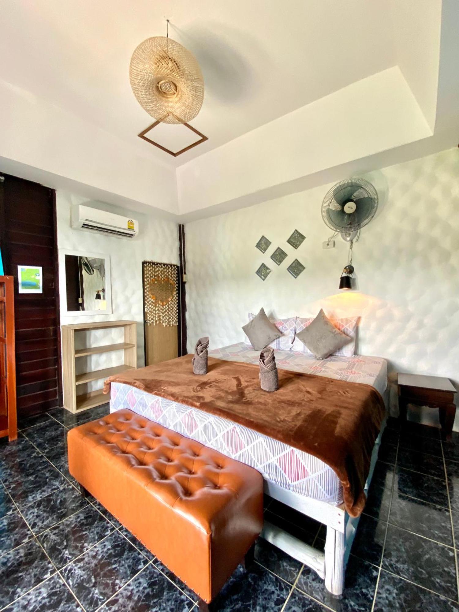 Rocky Resort Koh Tao Exterior photo